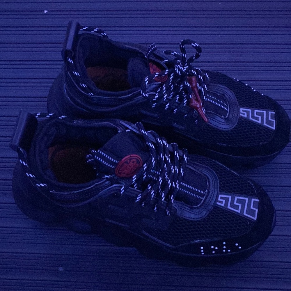 versace chain react